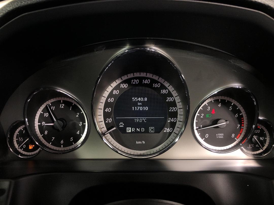 Photo '20' of Mercedes-Benz E-Class