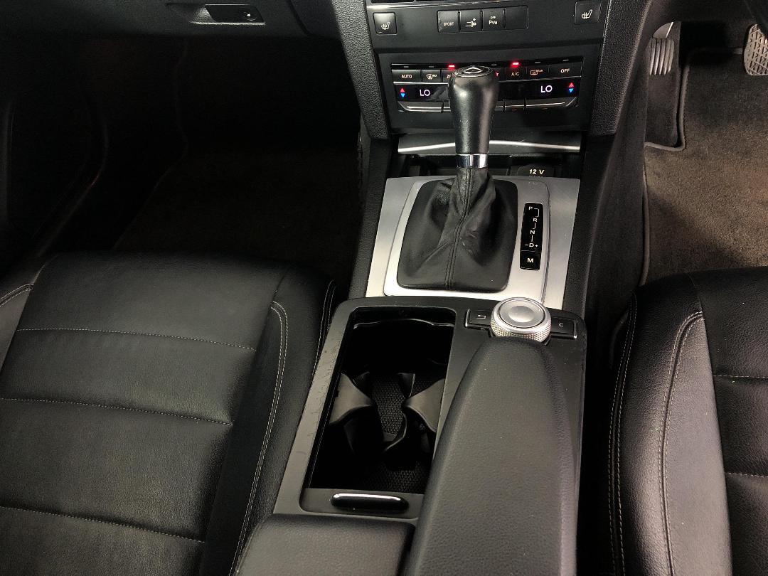 Photo '18' of Mercedes-Benz E-Class