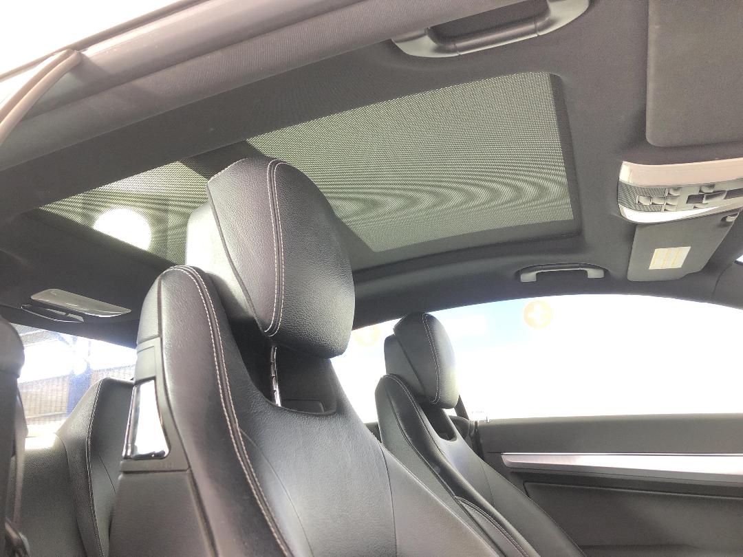 Photo '22' of Mercedes-Benz E-Class