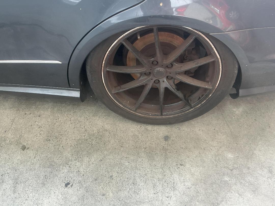 Photo '9' of Mercedes-Benz E550