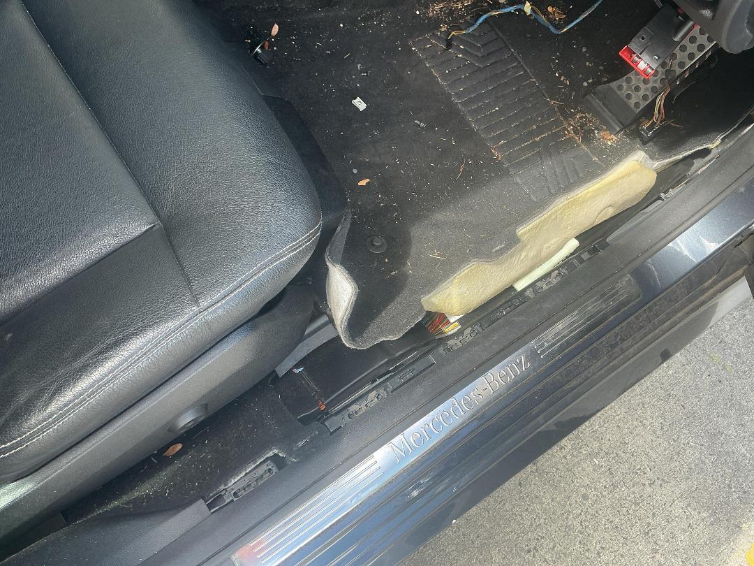 Photo '21' of Mercedes-Benz E550