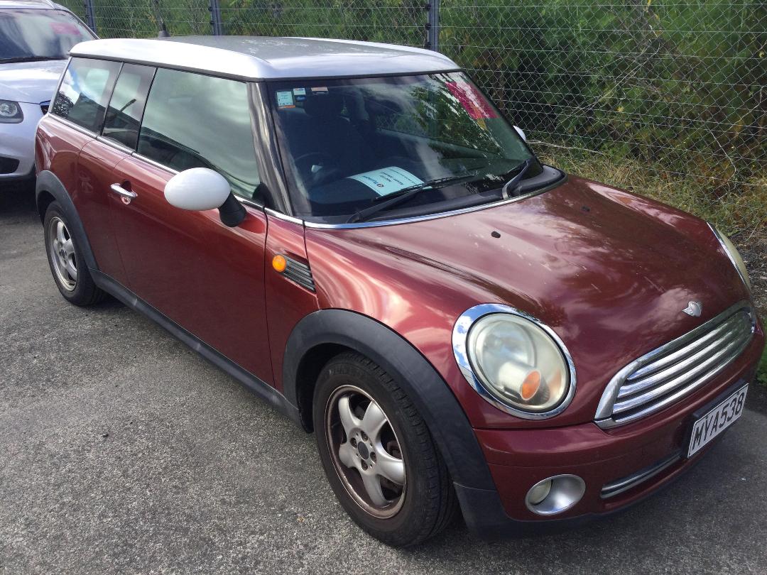 Photo '2' of Mini Cooper Clubman Photo '2' of Mini Cooper Clubman