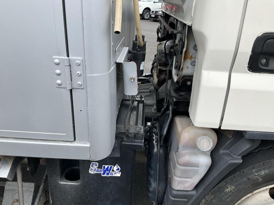 Photo '15' of Mitsubishi Canter FUSO BOXBODY Box Body