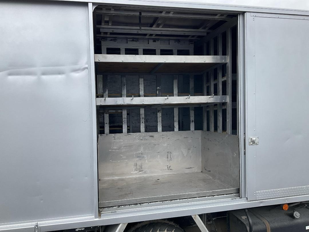 Photo '17' of Mitsubishi Canter FUSO BOXBODY Box Body