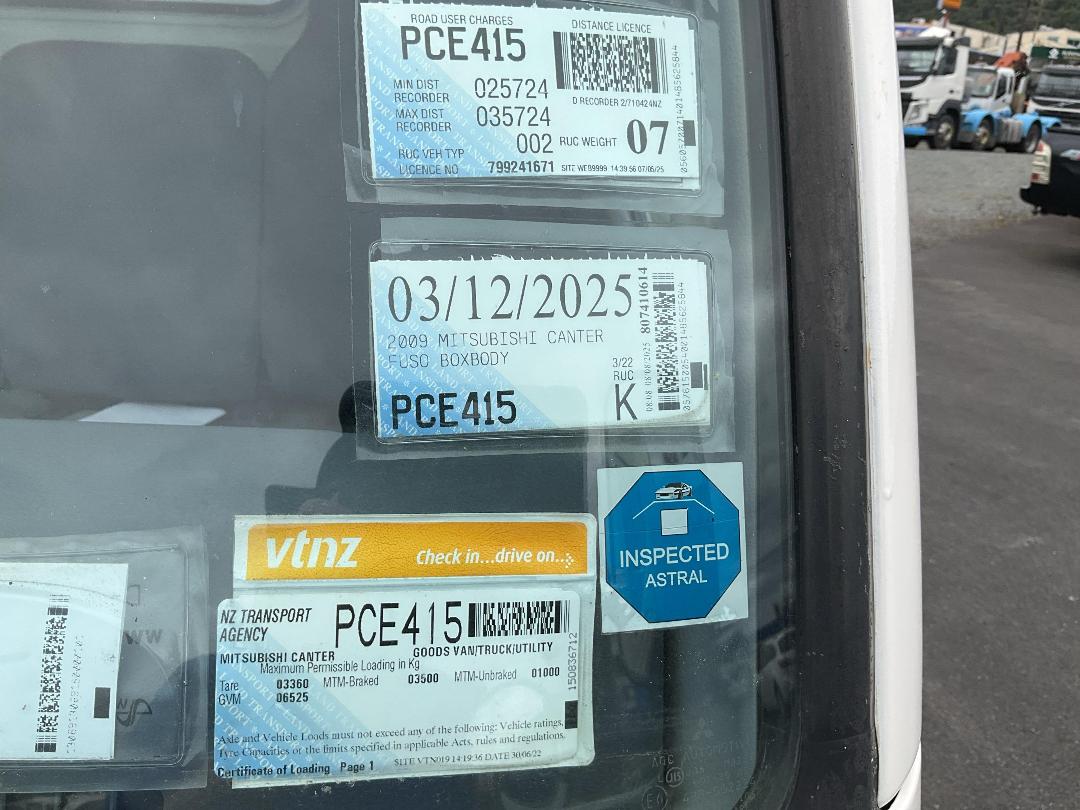 Photo '25' of Mitsubishi Canter FUSO BOXBODY Box Body
