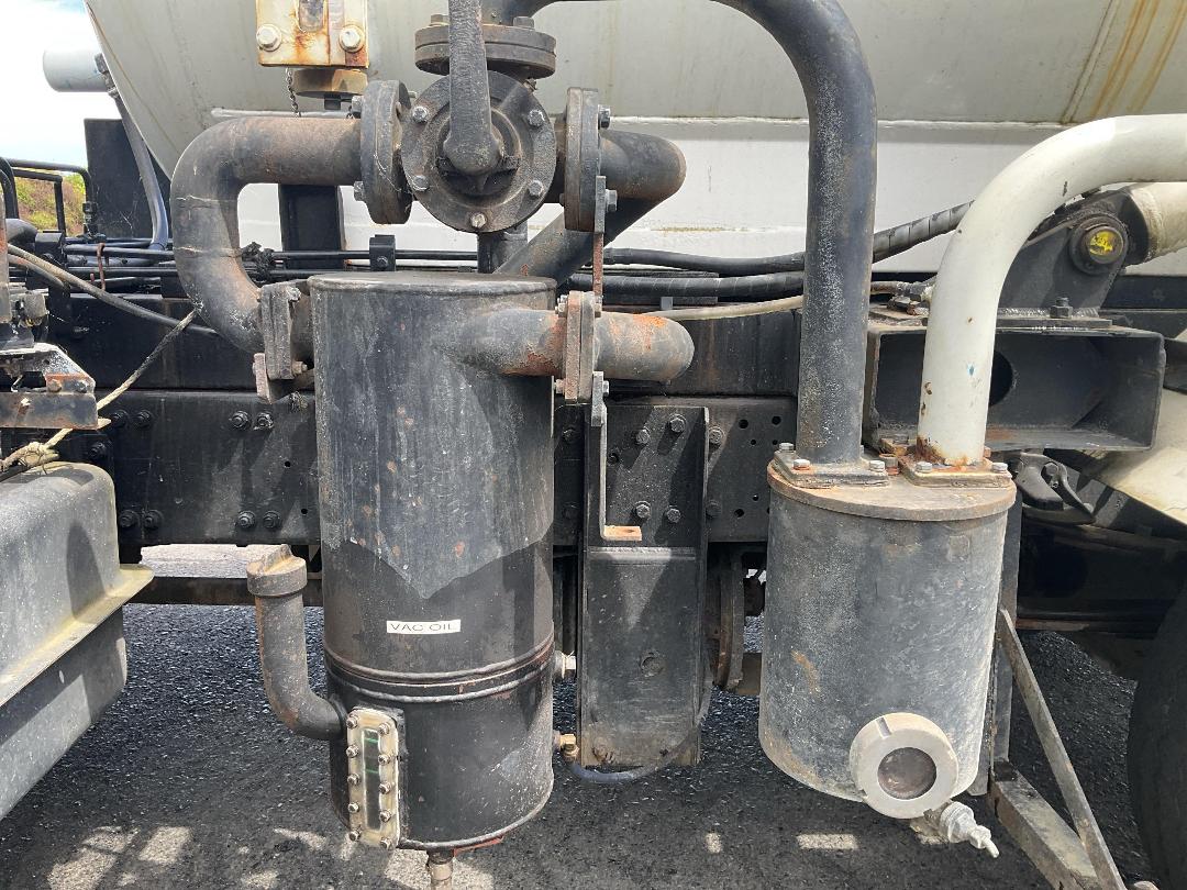 Photo '25' of Mitsubishi Canter Sucker/Vacuum