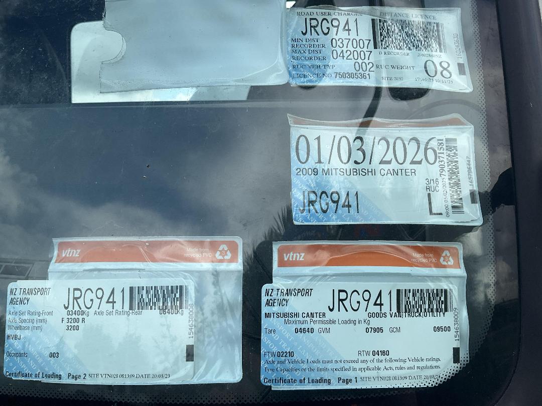 Photo '50' of Mitsubishi Canter Sucker/Vacuum