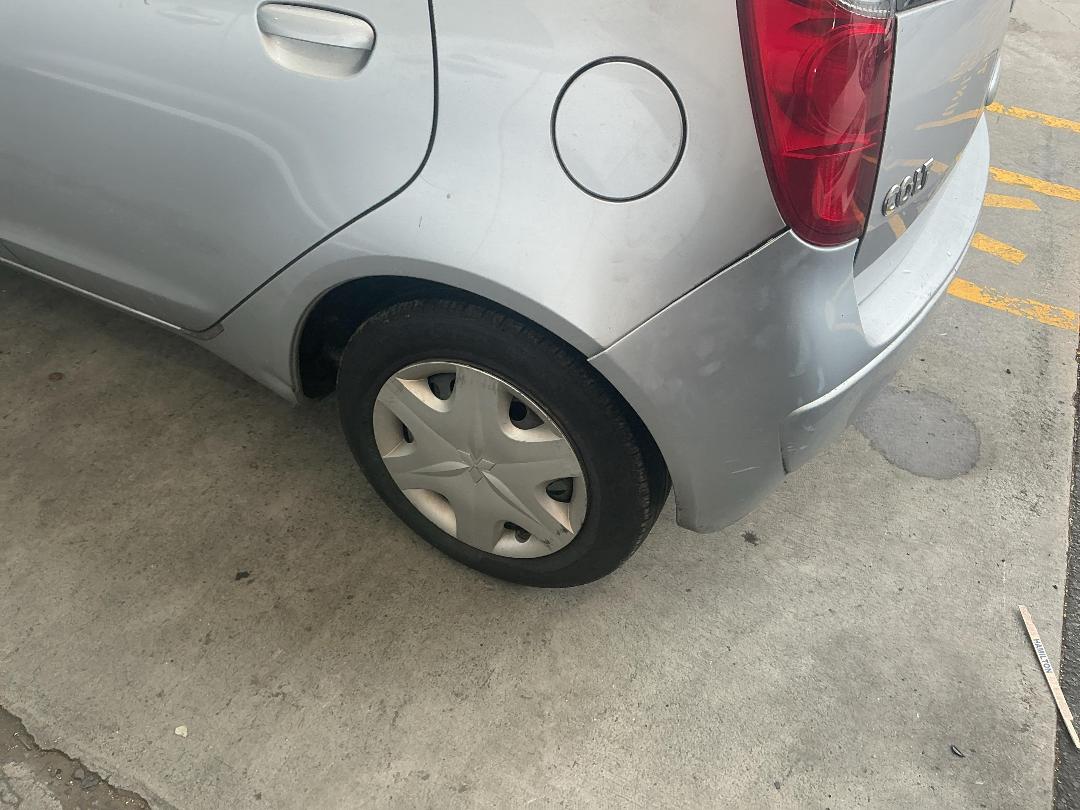 Photo '8' of Mitsubishi Colt Photo '8' of Mitsubishi Colt