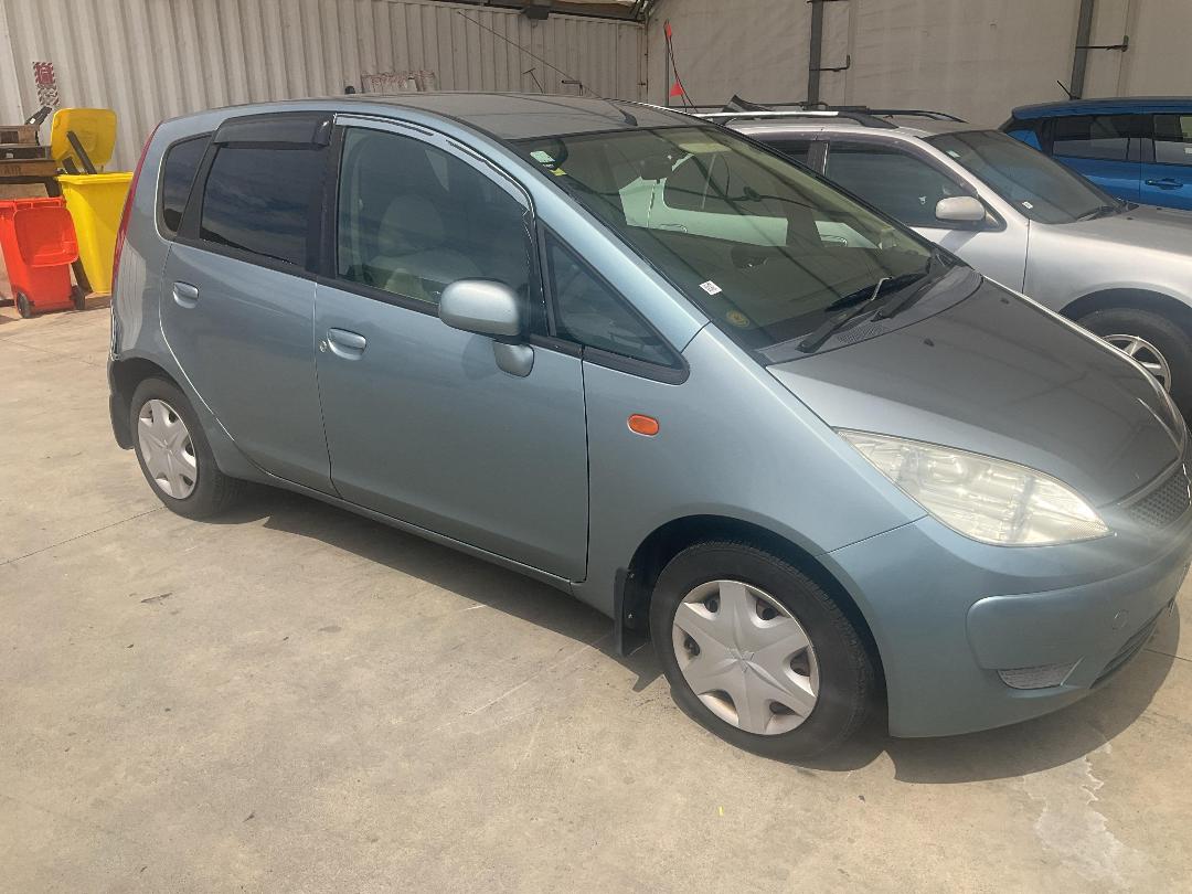 Photo '6' of Mitsubishi Colt