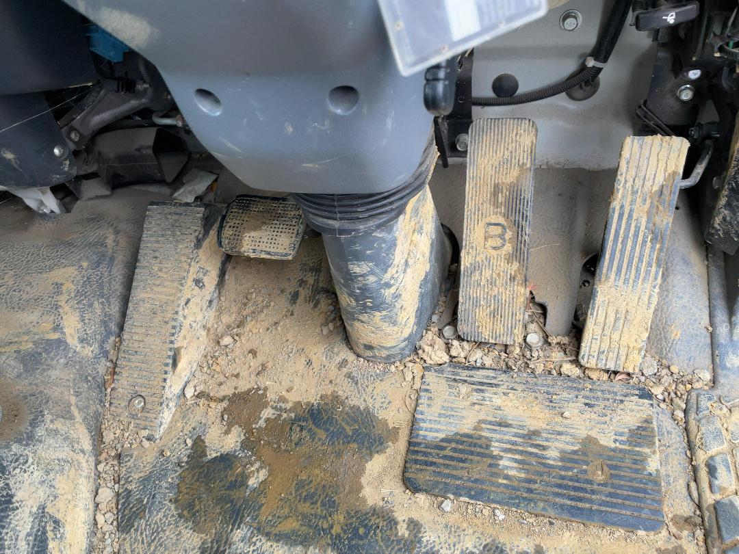 Photo '12' of Mitsubishi Fighter Flat Deck