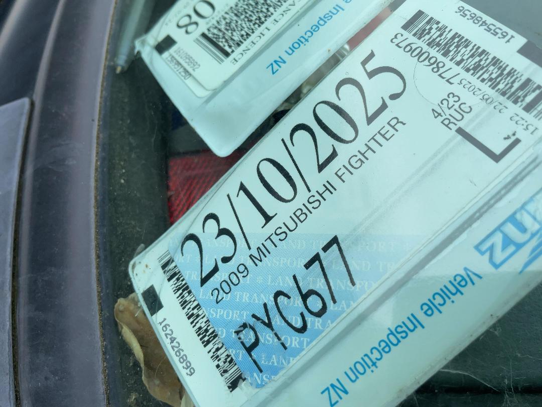 Photo '26' of Mitsubishi Fighter Flat Deck