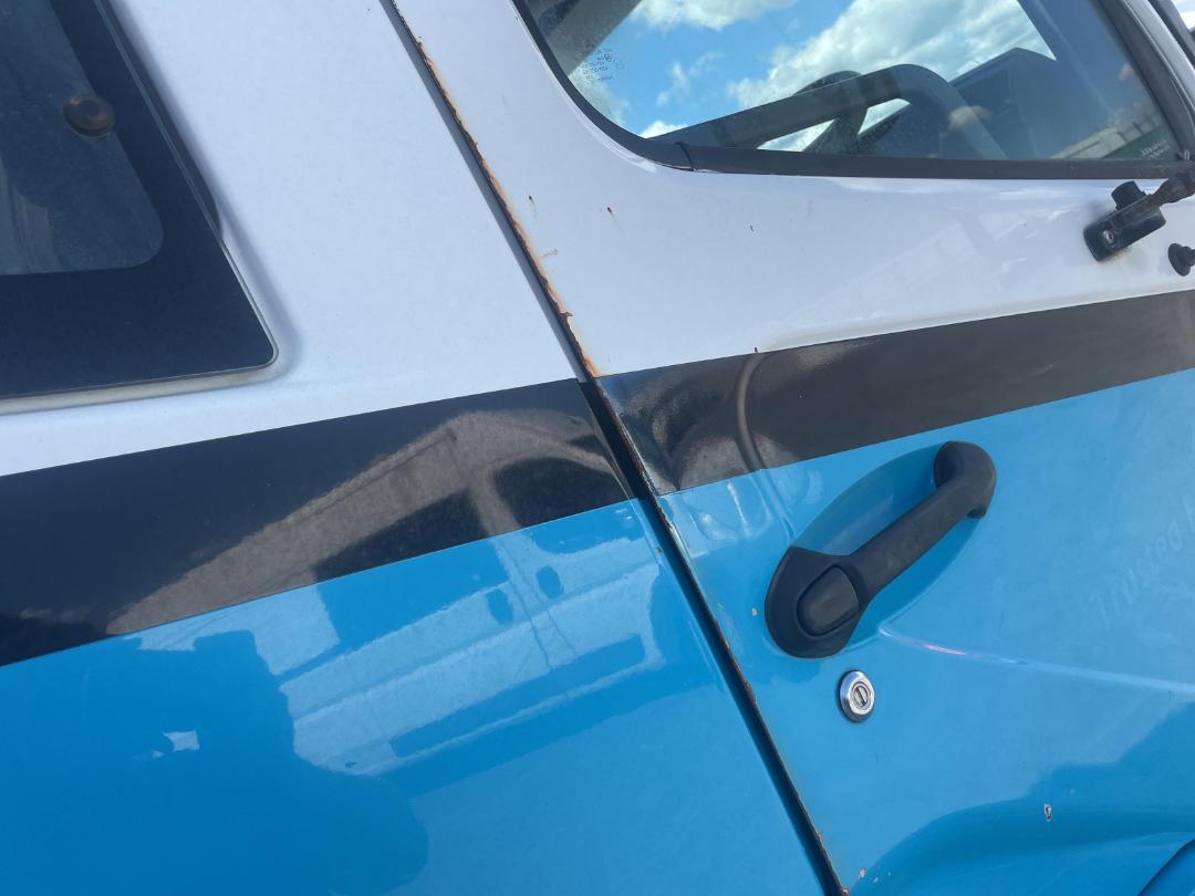 Photo '19' of Mitsubishi Fuso Fighter FU281U8 Curtainsider