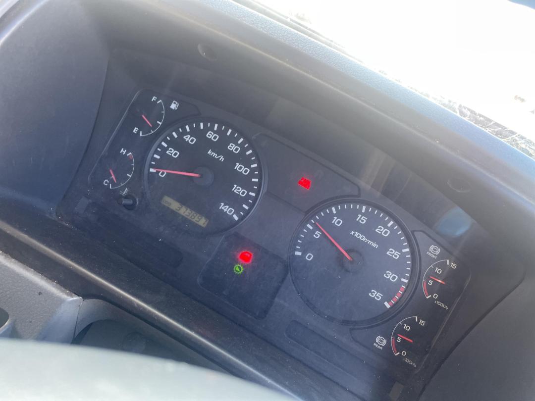 Photo '21' of Mitsubishi Fuso Fighter FU281U8 Curtainsider