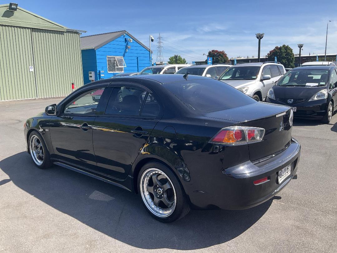 Photo '5' of Mitsubishi Galant Fortis