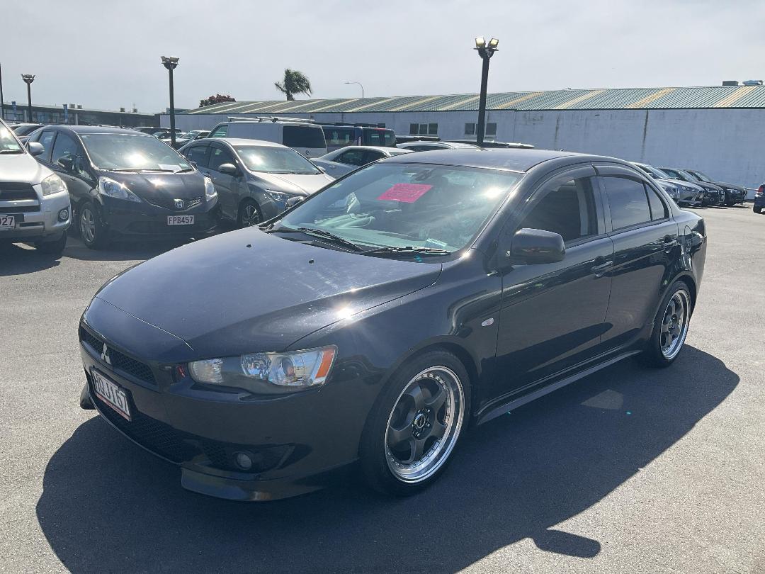 Photo '3' of Mitsubishi Galant Fortis