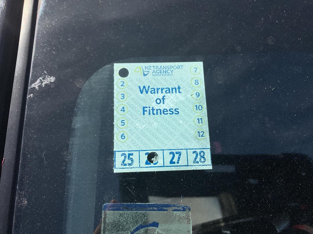 Photo '11' of Mitsubishi Galant Fortis