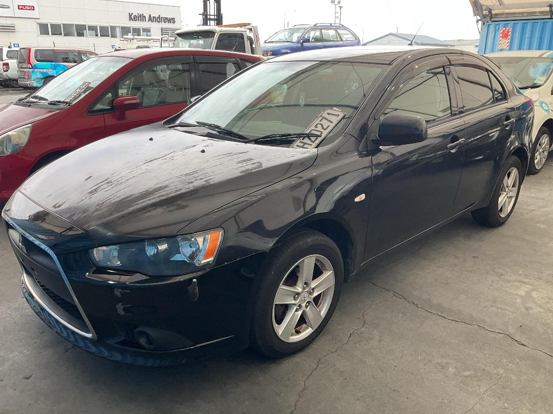 Photo '3' of Mitsubishi Galant Photo '3' of Mitsubishi Galant