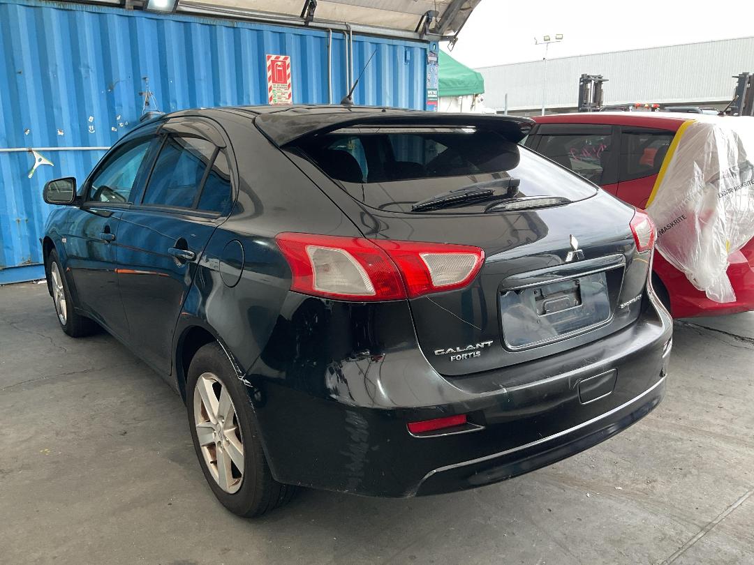 Photo '4' of Mitsubishi Galant Photo '4' of Mitsubishi Galant