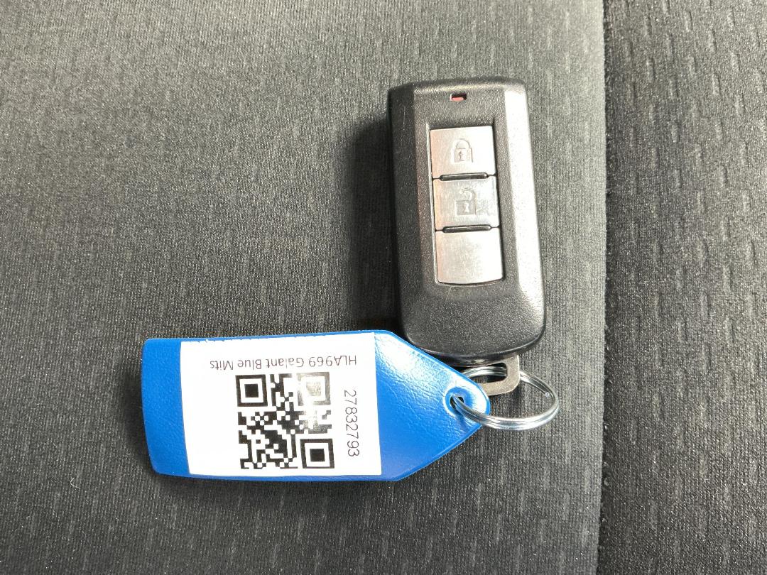 Photo '22' of Mitsubishi Galant Photo '22' of Mitsubishi Galant