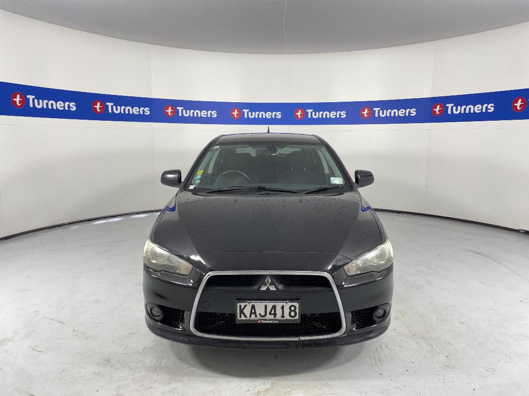 Photo '2' of Mitsubishi Galant