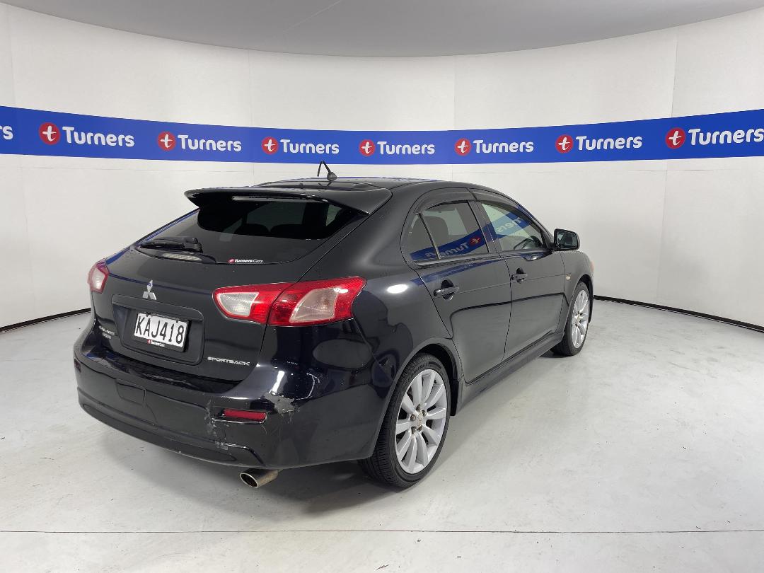 Photo '7' of Mitsubishi Galant