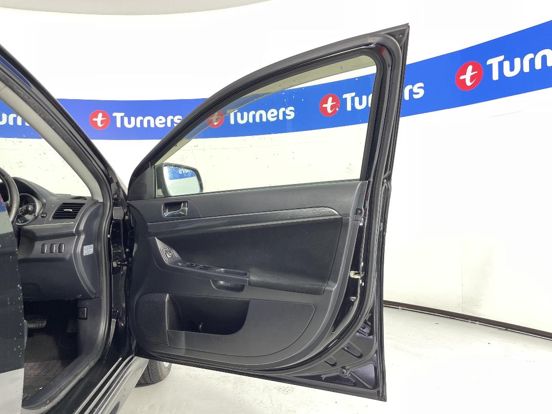 Photo '15' of Mitsubishi Galant