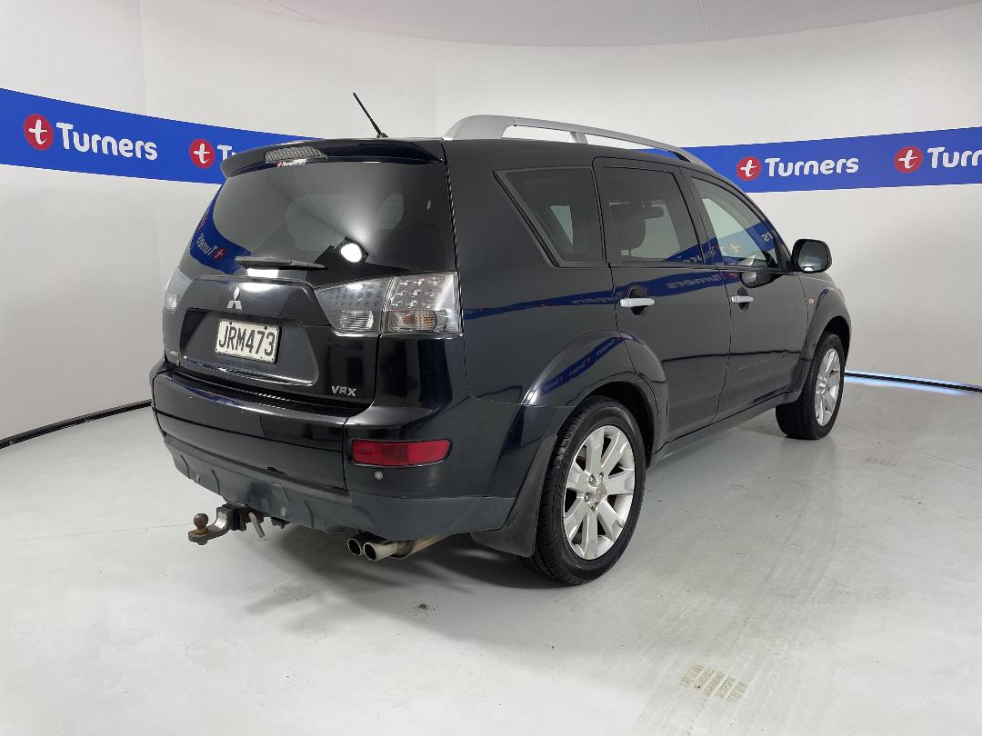 Photo '7' of Mitsubishi Outlander