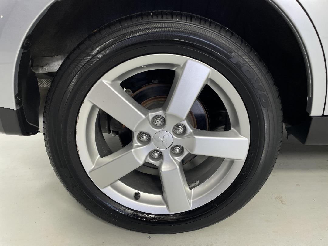 Photo '12' of Mitsubishi Outlander Photo '12' of Mitsubishi Outlander