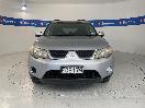Thumbnail '2' of Mitsubishi Outlander
