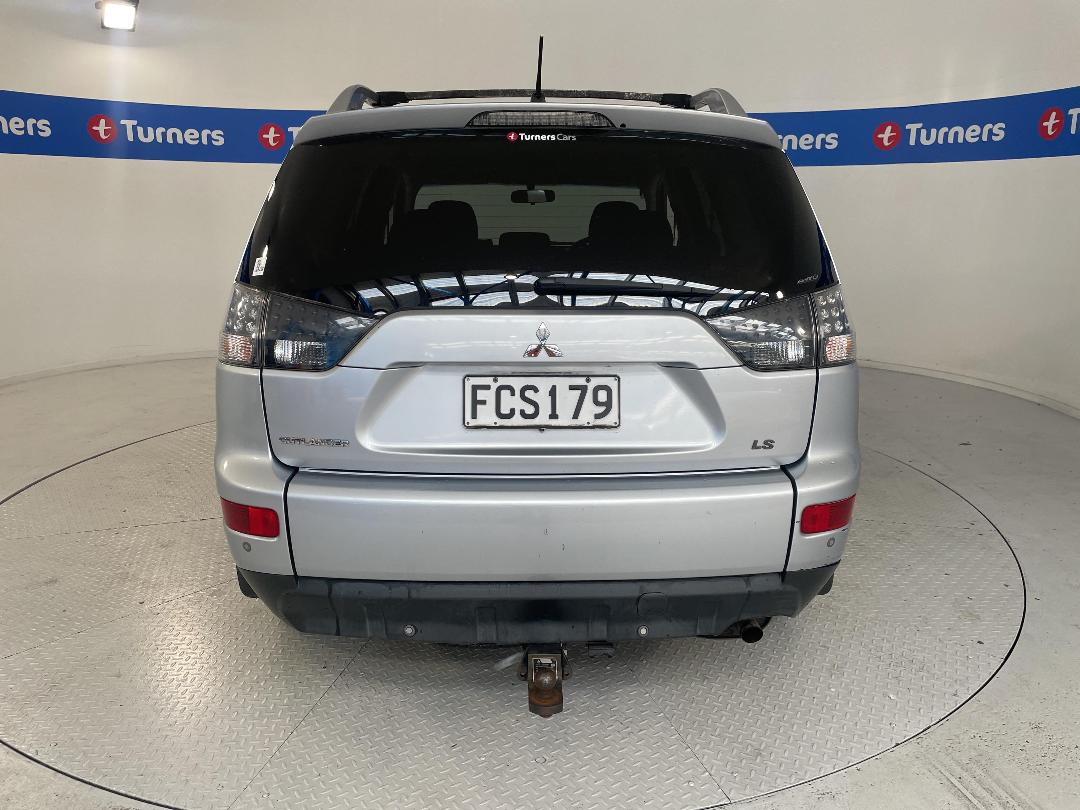 Photo '6' of Mitsubishi Outlander Photo '6' of Mitsubishi Outlander