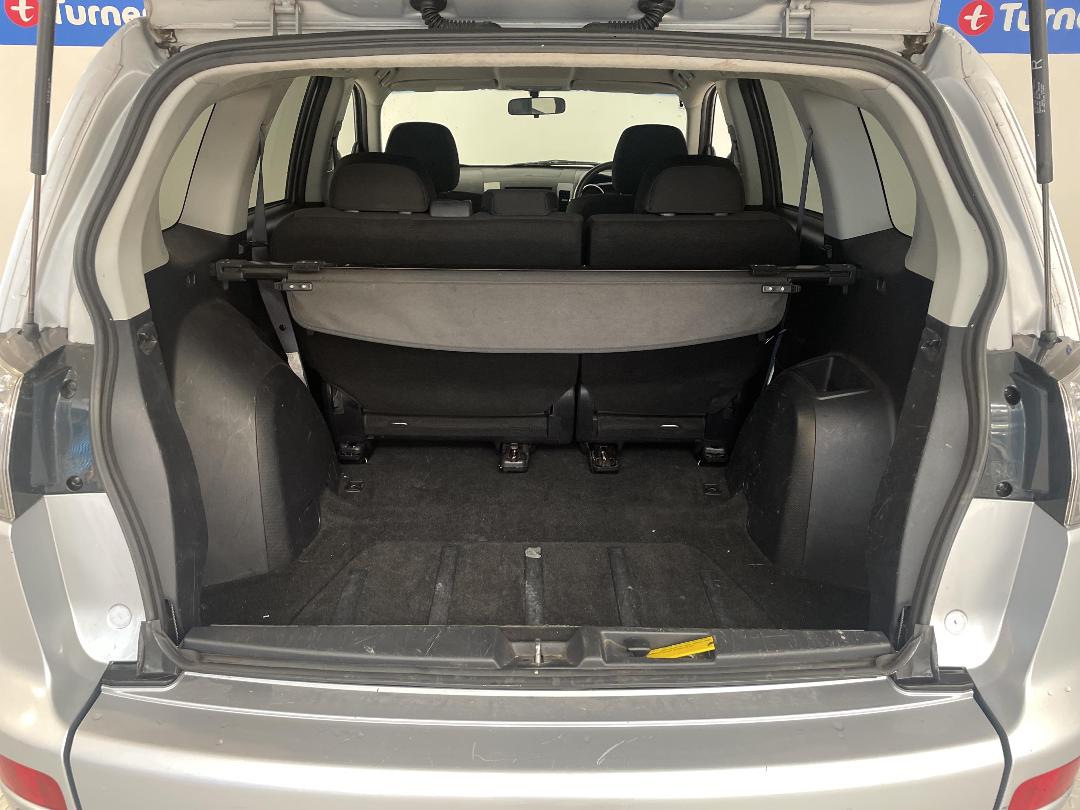 Photo '14' of Mitsubishi Outlander Photo '14' of Mitsubishi Outlander