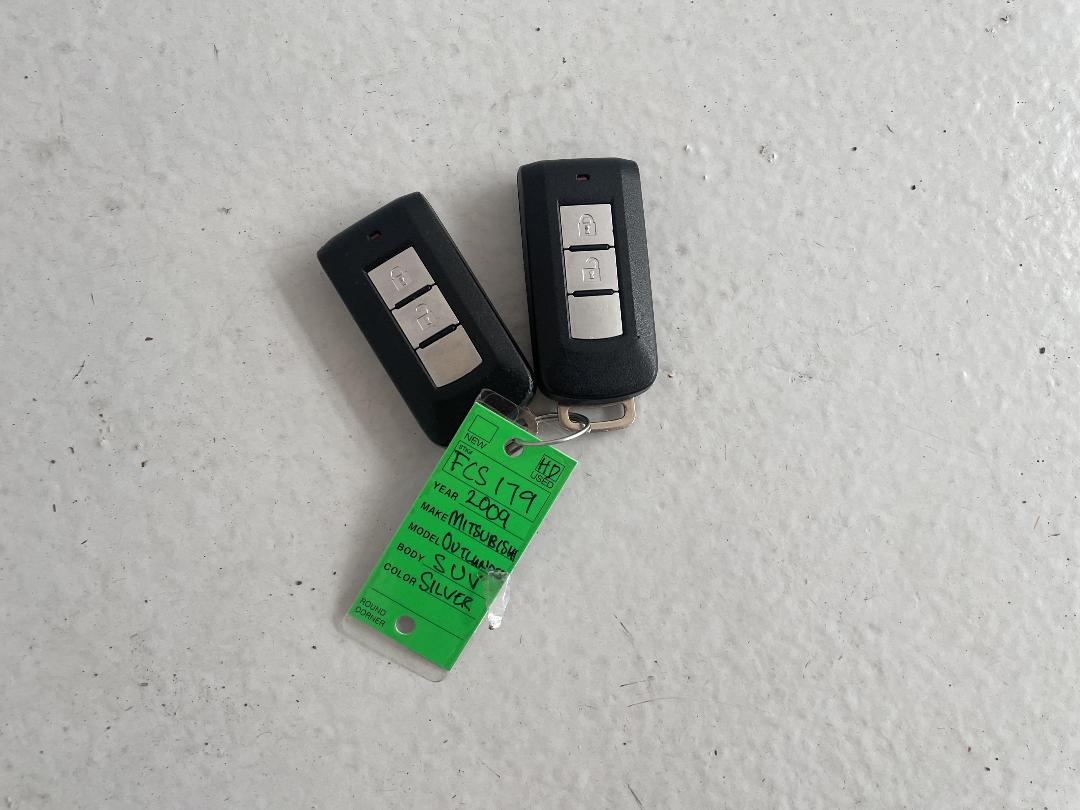 Photo '22' of Mitsubishi Outlander Photo '22' of Mitsubishi Outlander