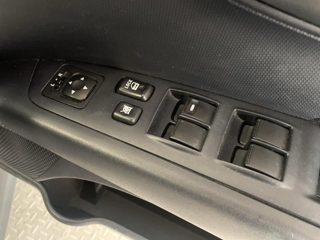 Photo '24' of Mitsubishi Outlander Photo '24' of Mitsubishi Outlander