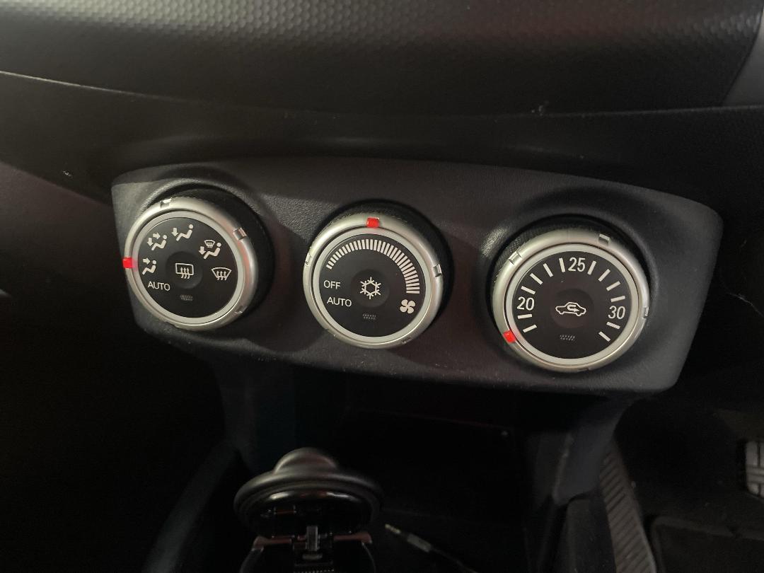 Photo '29' of Mitsubishi Outlander Photo '29' of Mitsubishi Outlander