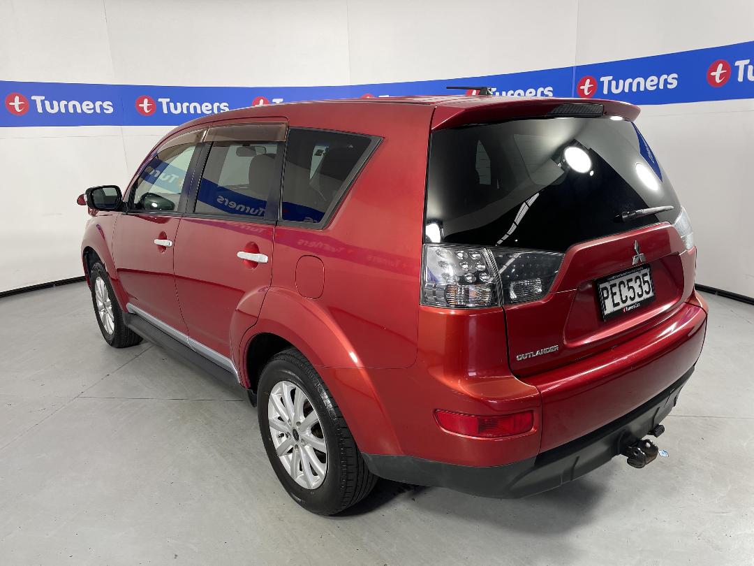 Photo '5' of Mitsubishi Outlander