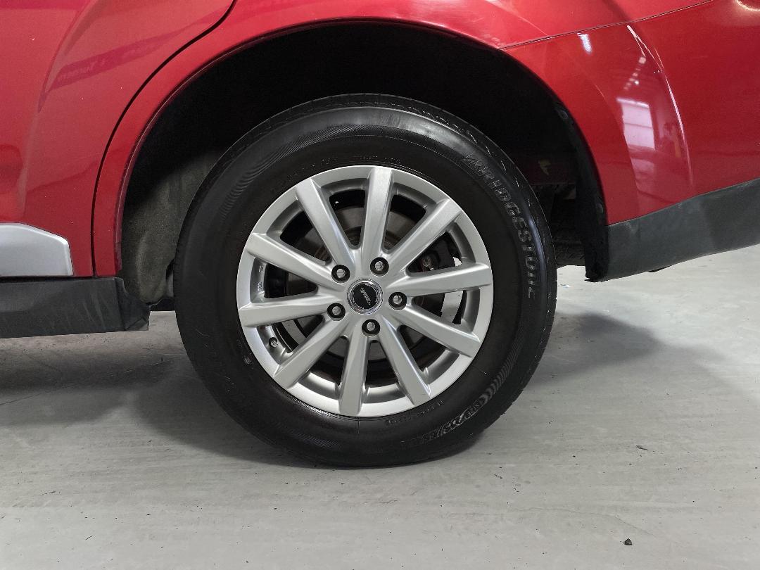 Photo '11' of Mitsubishi Outlander