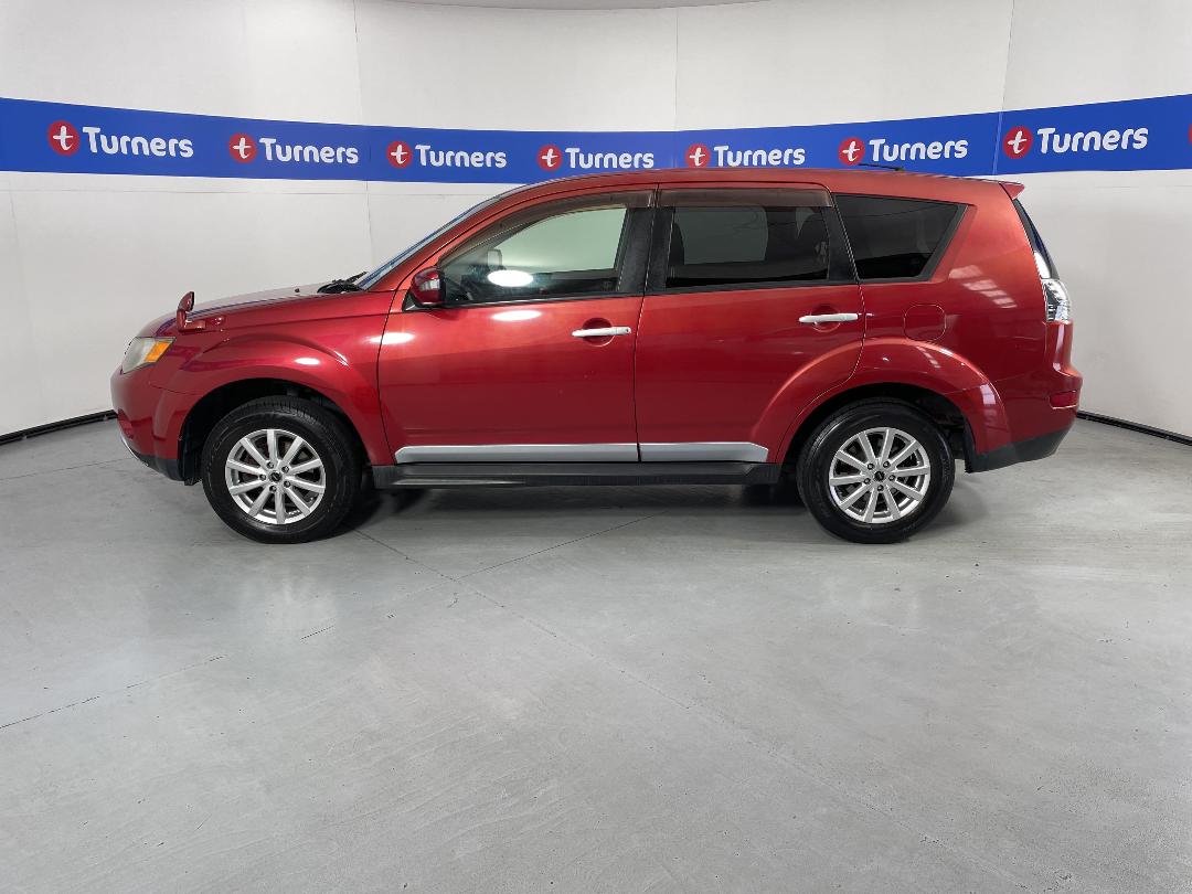 Photo '24' of Mitsubishi Outlander