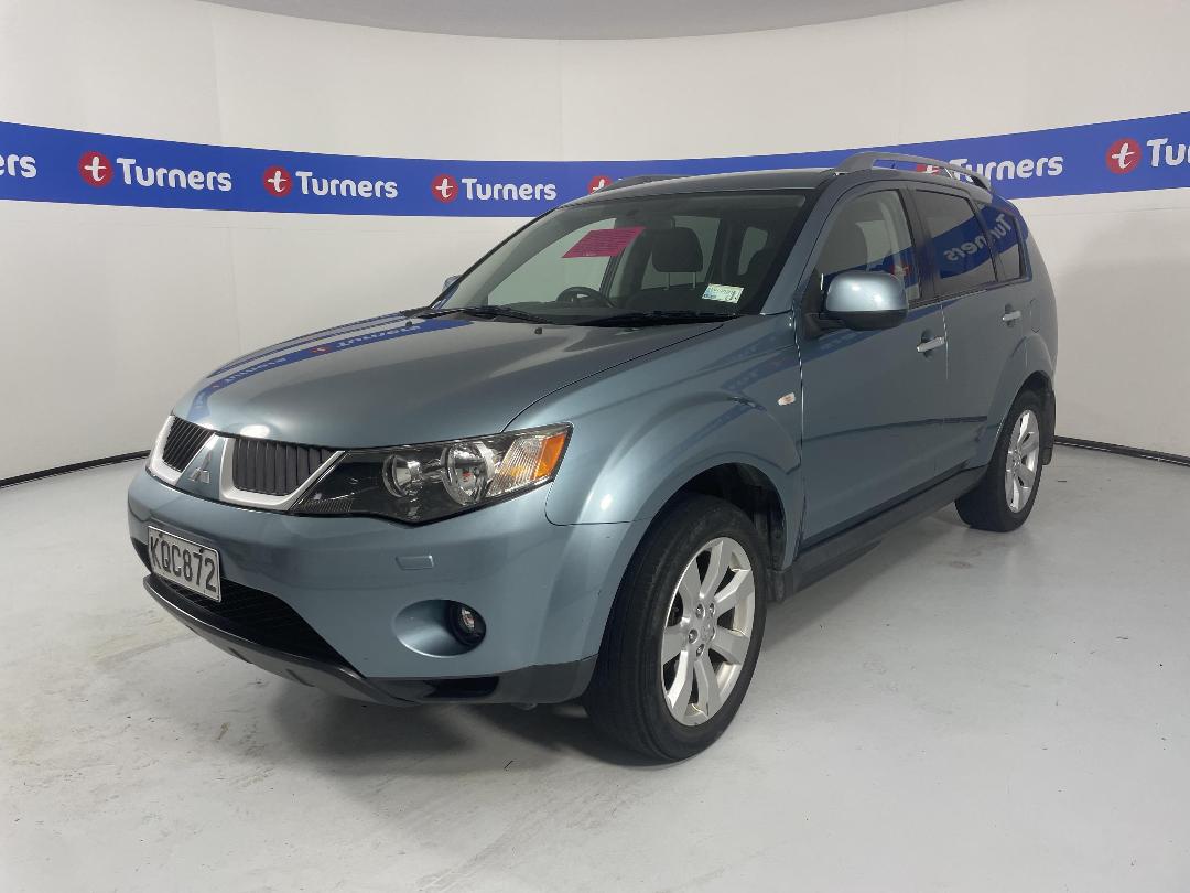 Photo '4' of Mitsubishi Outlander Photo '4' of Mitsubishi Outlander