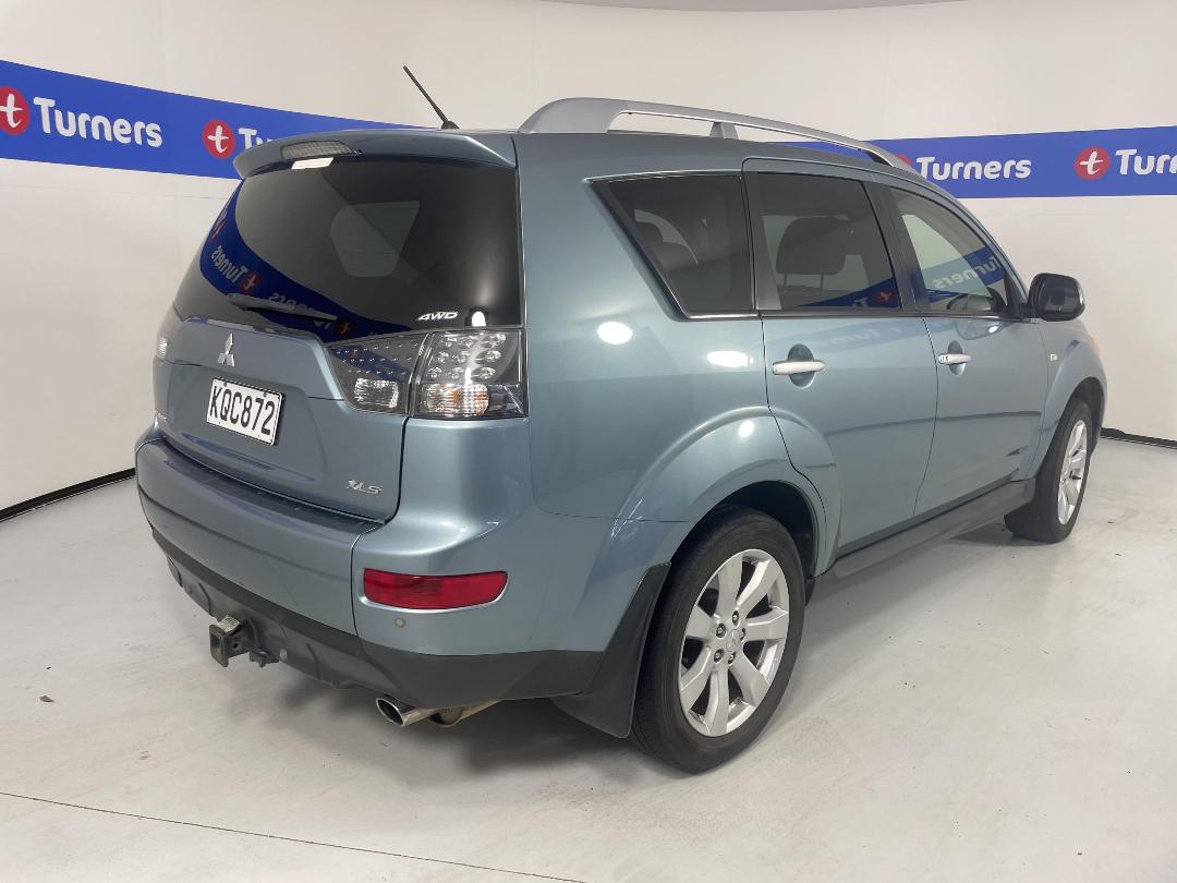 Photo '7' of Mitsubishi Outlander Photo '7' of Mitsubishi Outlander