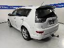 Thumbnail '5' of Mitsubishi Outlander