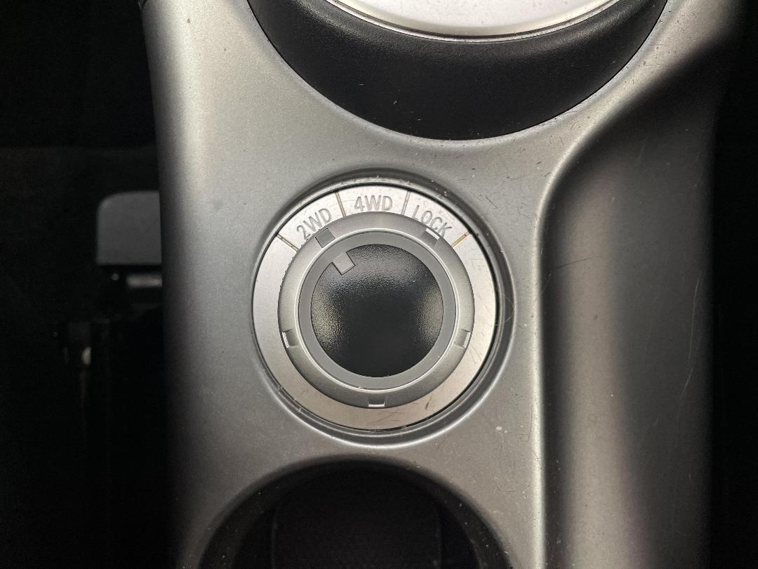 Photo '23' of Mitsubishi Outlander