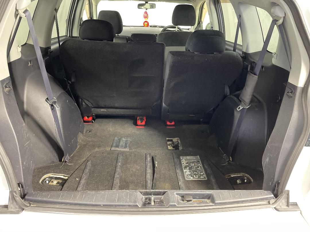 Photo '14' of Mitsubishi Outlander