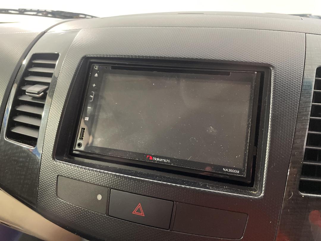 Photo '26' of Mitsubishi Outlander