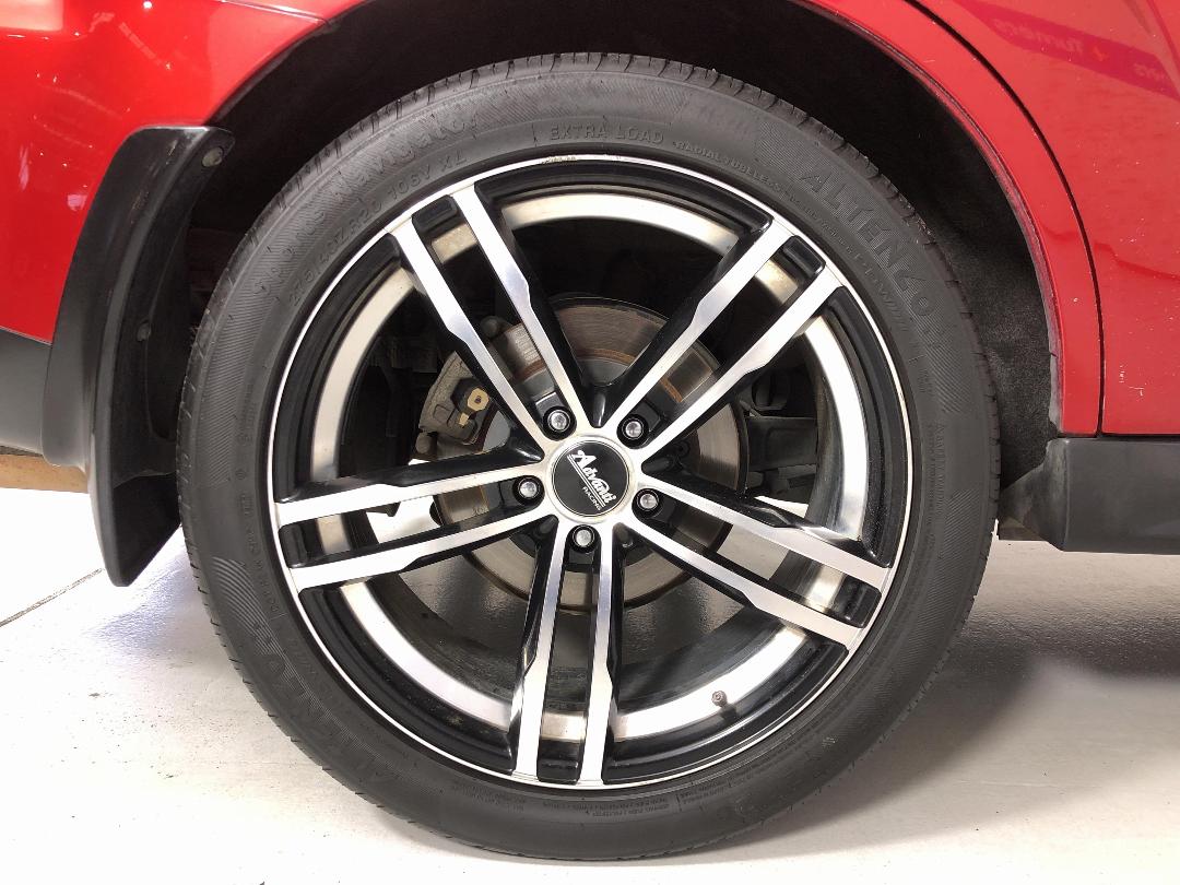 Photo '12' of Mitsubishi Outlander