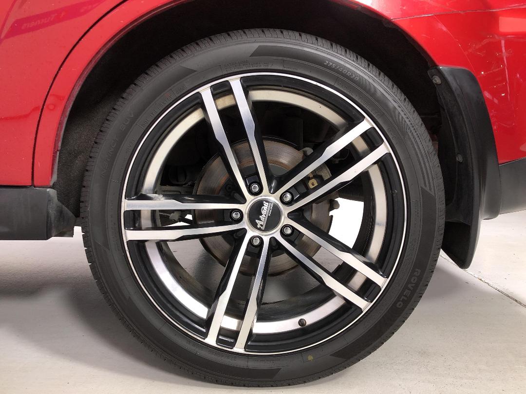 Photo '11' of Mitsubishi Outlander