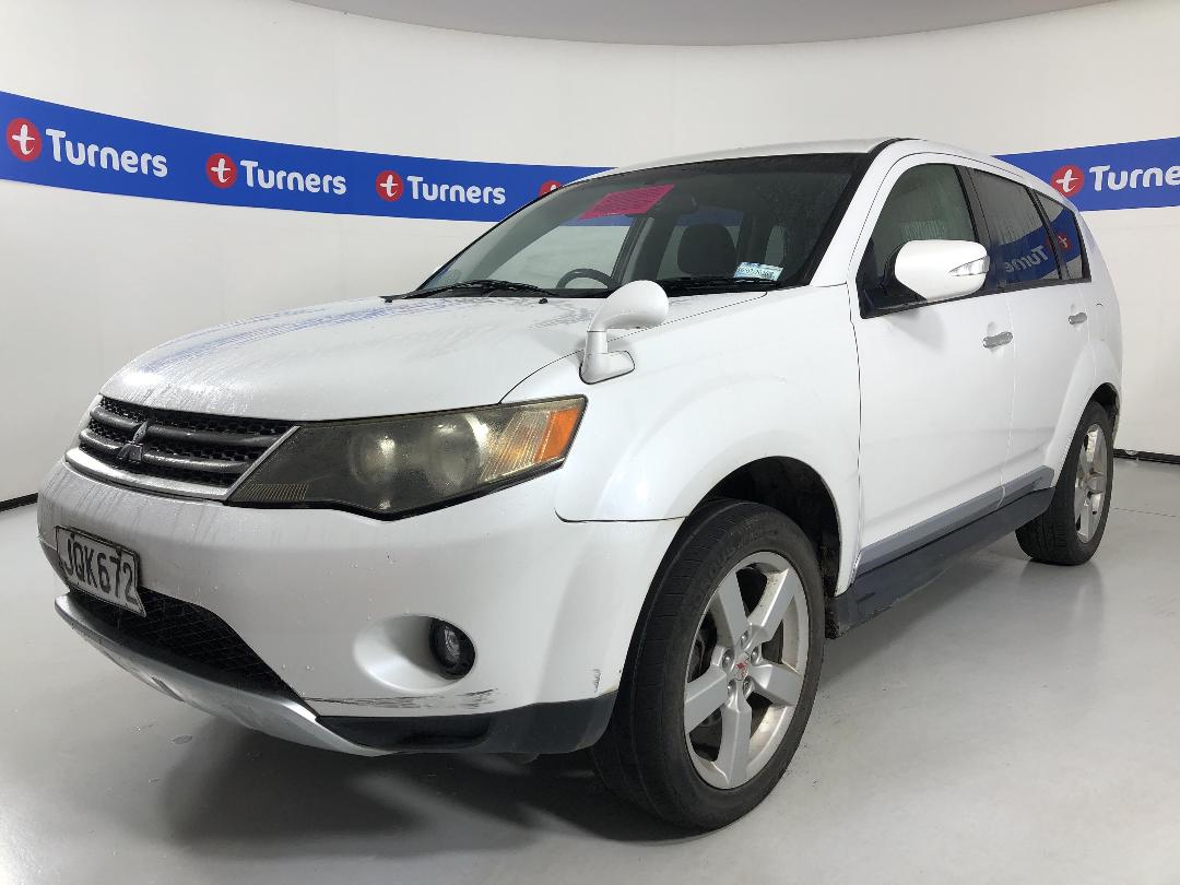 Photo '4' of Mitsubishi Outlander