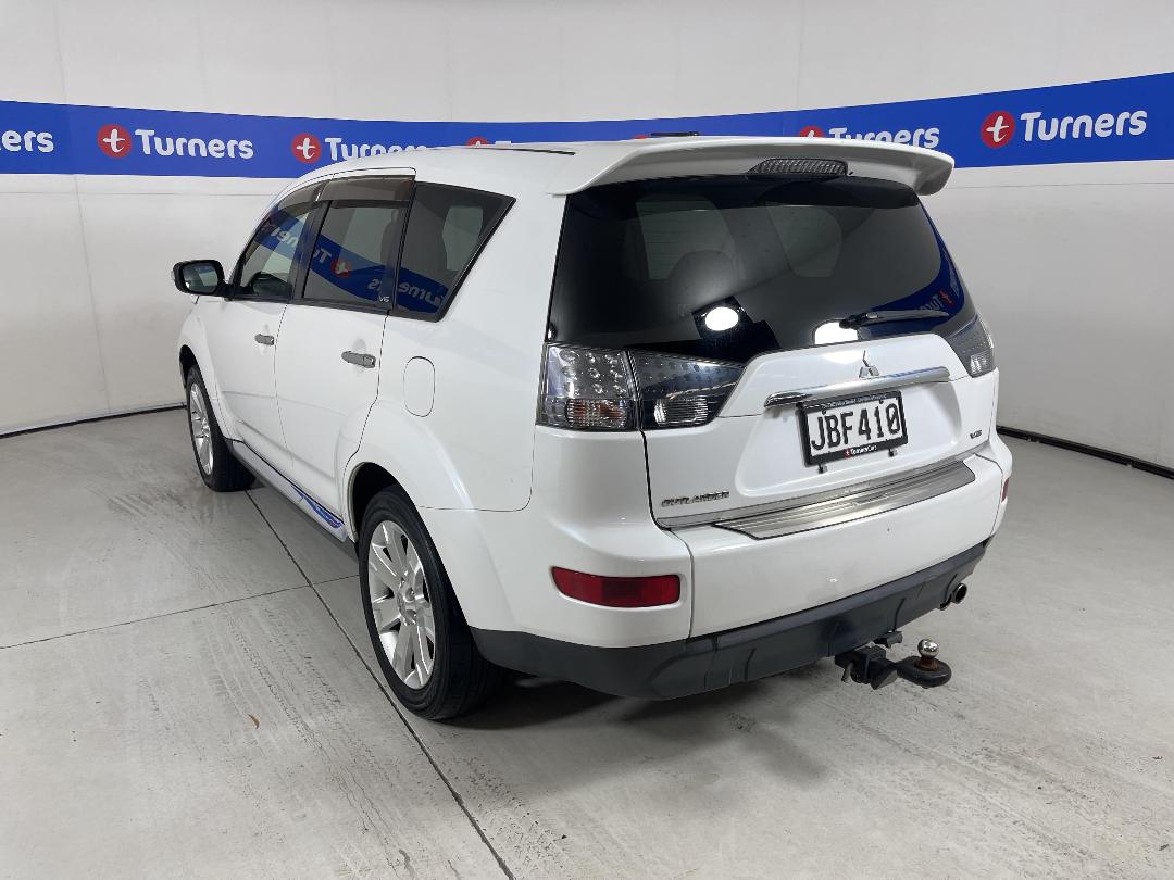 Photo '5' of Mitsubishi Outlander