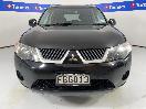 Thumbnail '2' of Mitsubishi Outlander