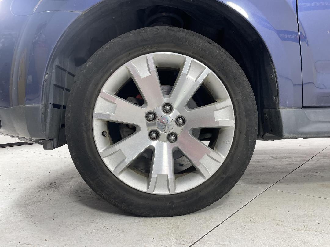 Photo '5' of Mitsubishi Outlander VRX