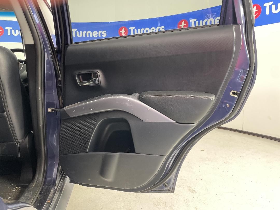 Photo '17' of Mitsubishi Outlander VRX